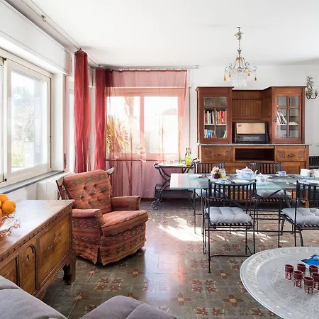 Terrazza Reale شقة آتْشّي كاستيلّو